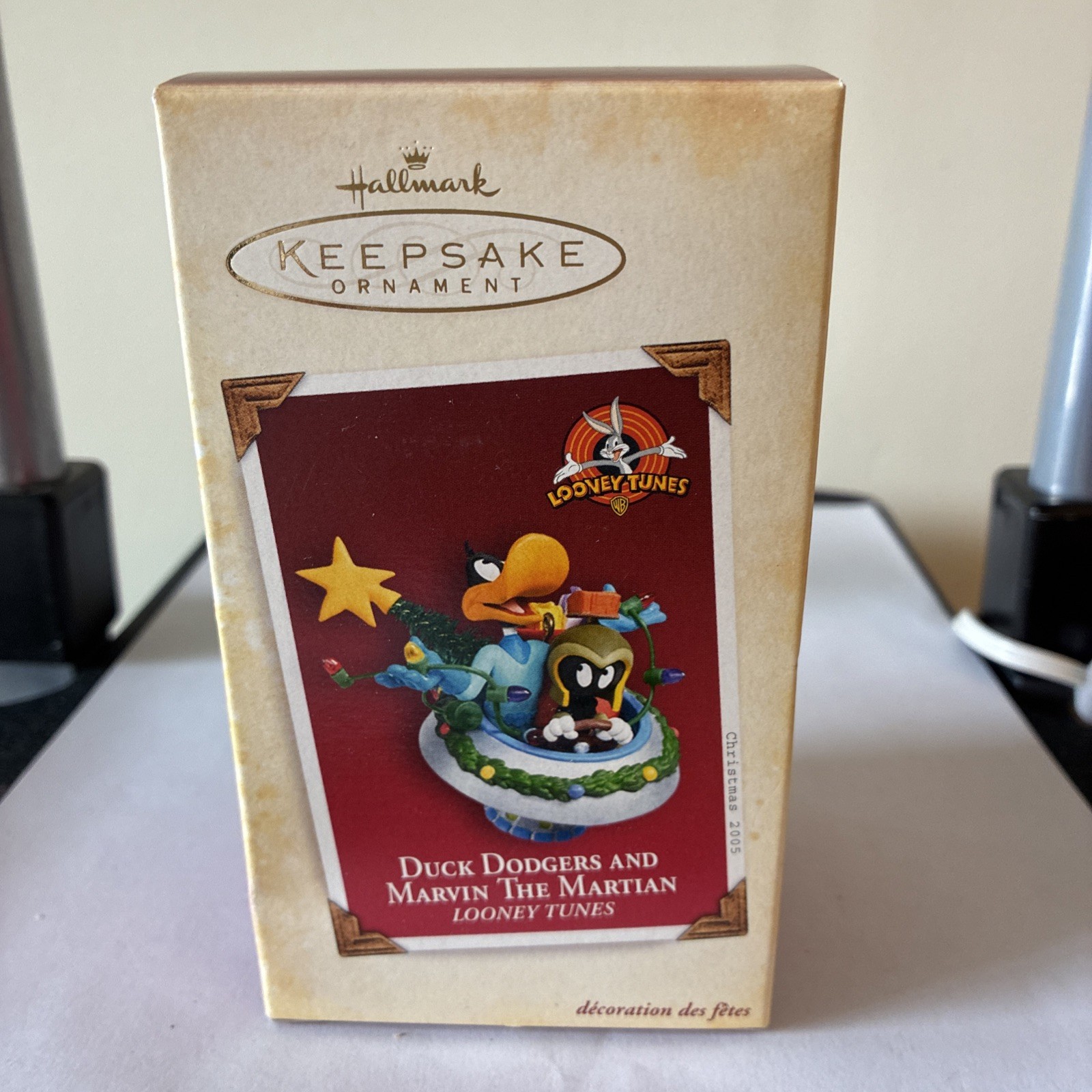 2005 HALLMARK KEEPSAKE ORNAMENT DUCK DODGERS & MARVIN THE MARTIAN LOONEY TUNES O
