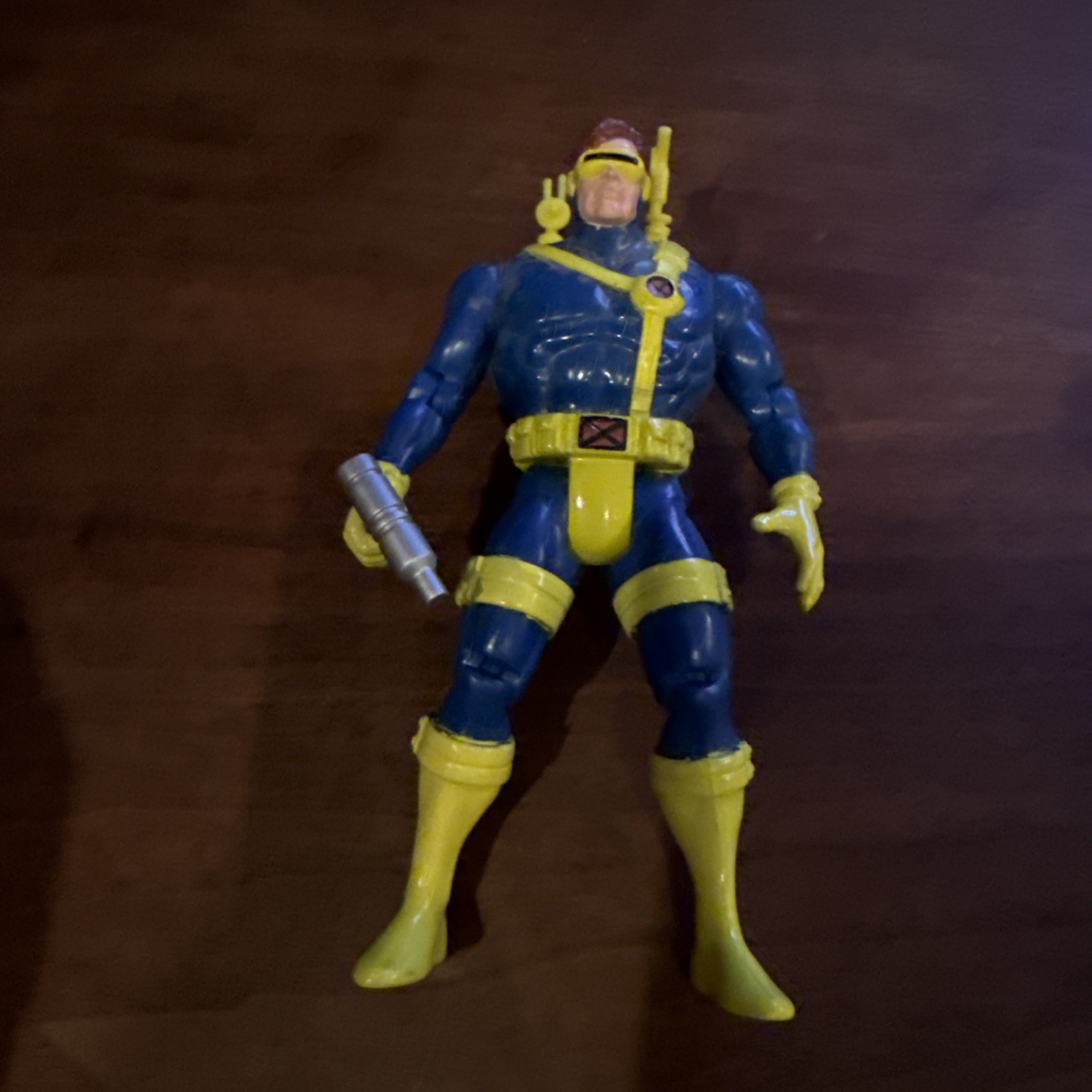 Uncanny X-Men Light Up Optic Blast Cyclops 5&Prime; Action Figure Complete 1993 ToyBiz