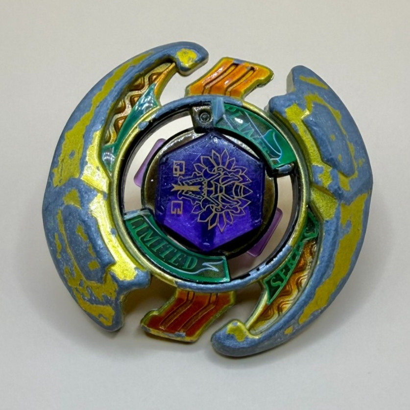Quetzalcoatl 90 WF Gold Beyblade Metal Fight Takara Tomy