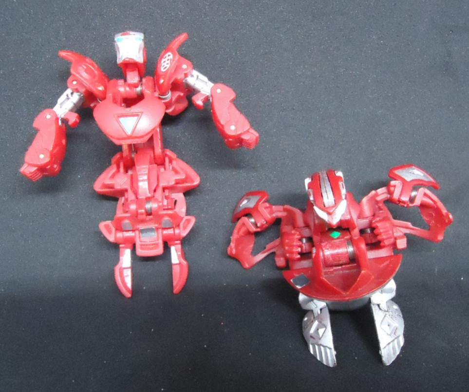 Lot X2 Bakugan Mechtanium Surge TITANIUM DRAGONOID Pyrus + Iron Man Marvel