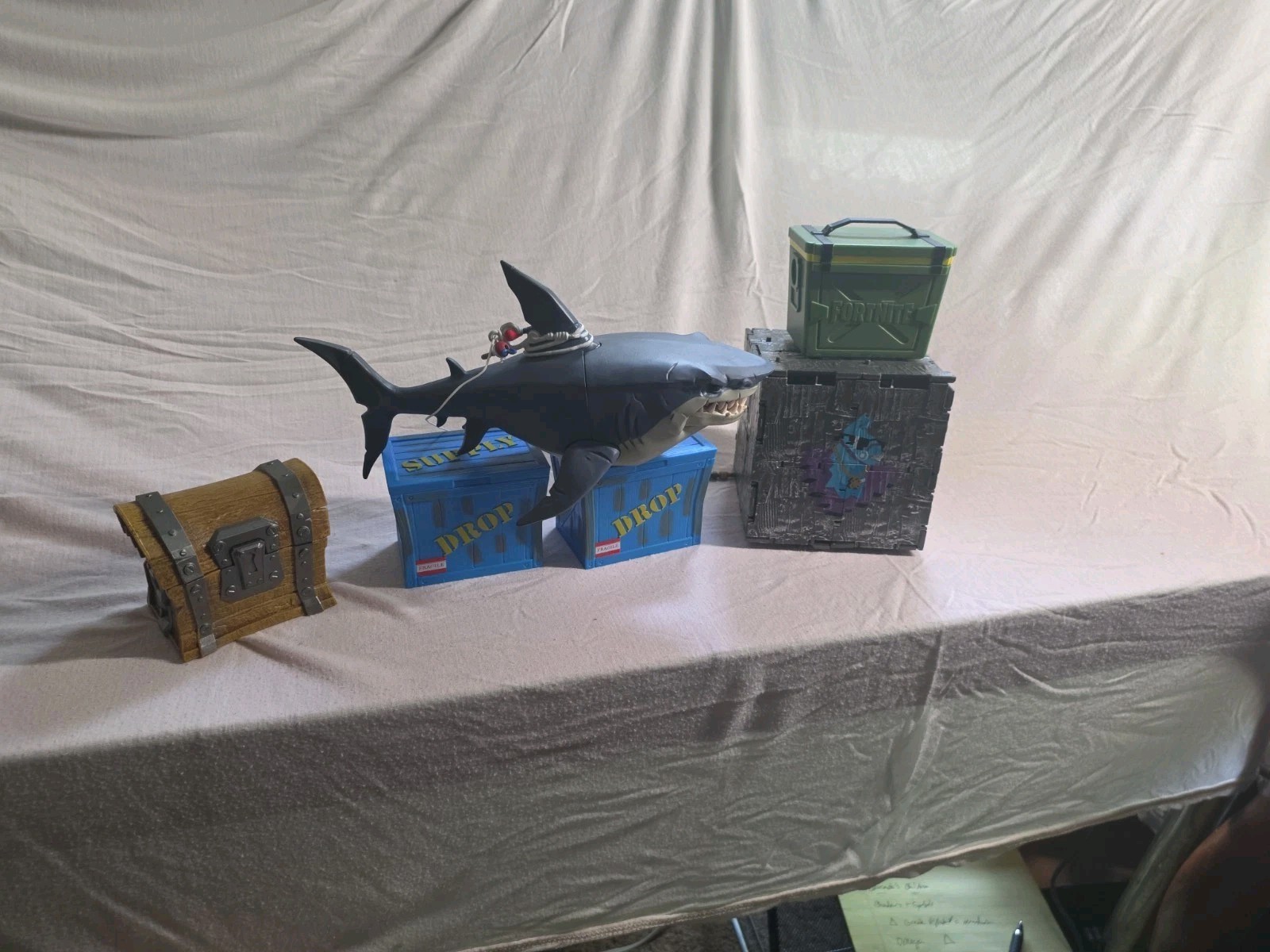 Fortnite Large Vending Machine With Many Accessories See Description