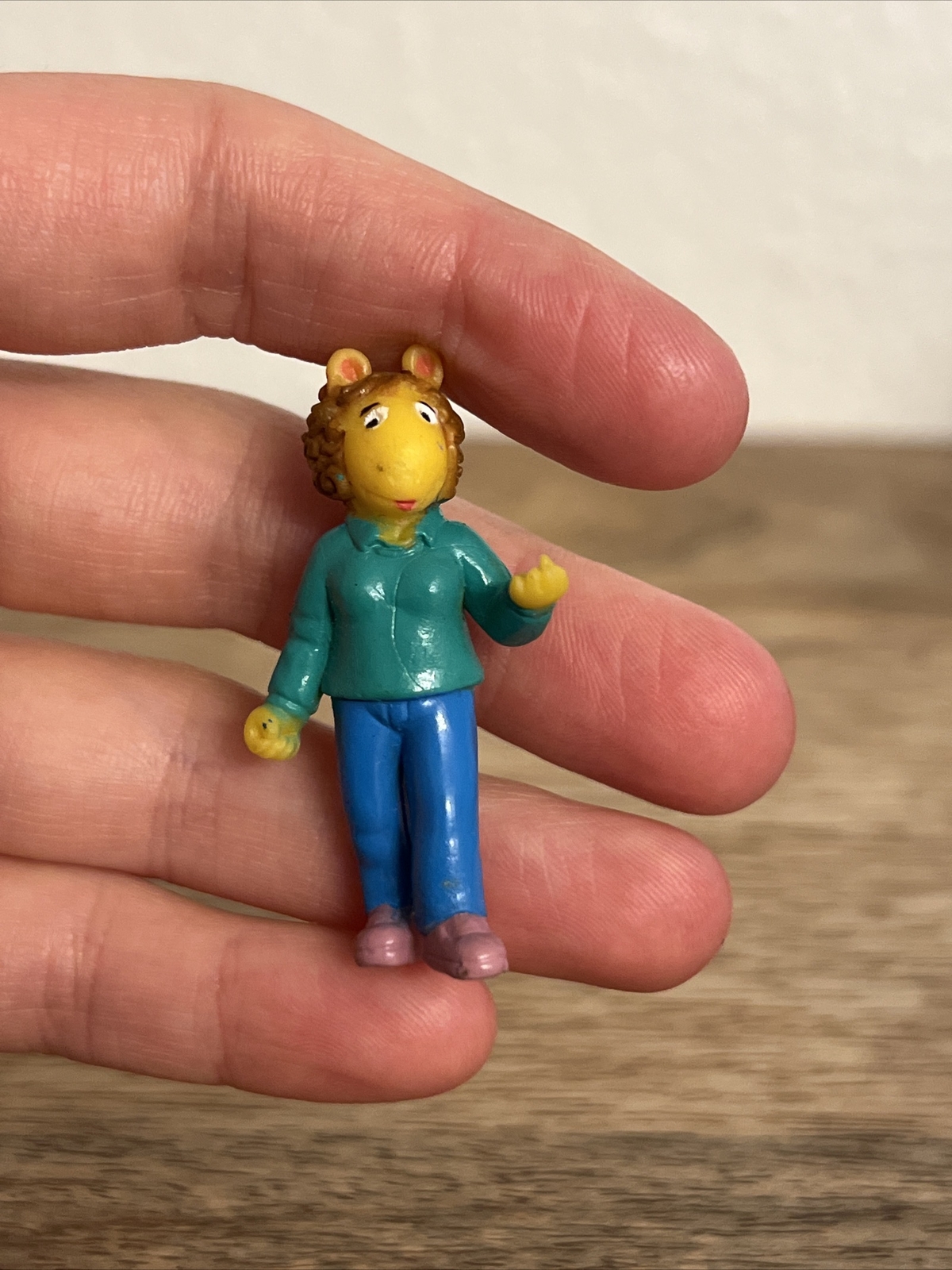 HEY ARTHUR JANE READ 1.5” ACTION FIGURE PVC TOY (PRE-OWNED)