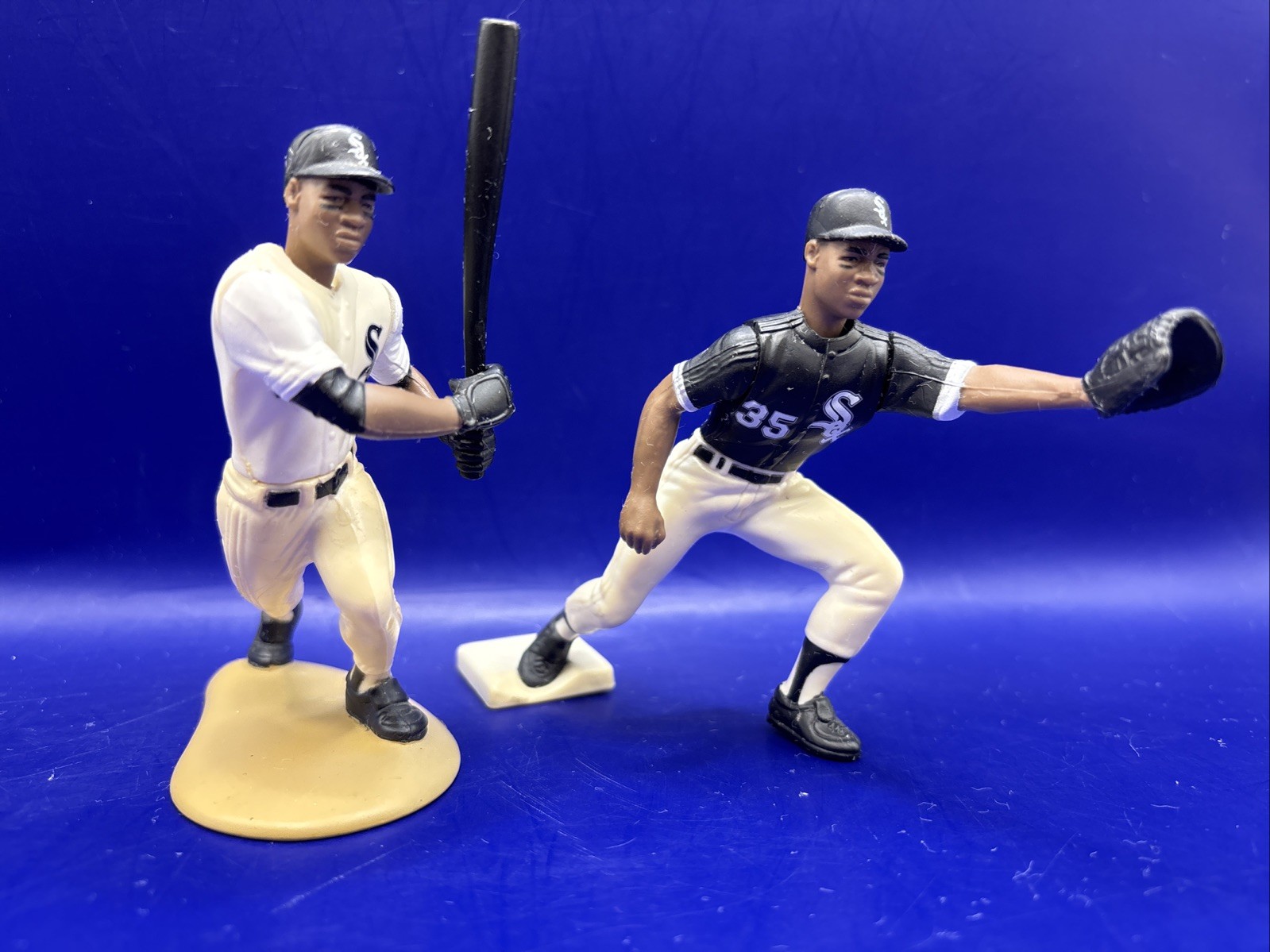 1990&rsquo;s Lot of Two (2) Chicago White Sox Starting Lineup 4&Prime; Frank Thomas Figures