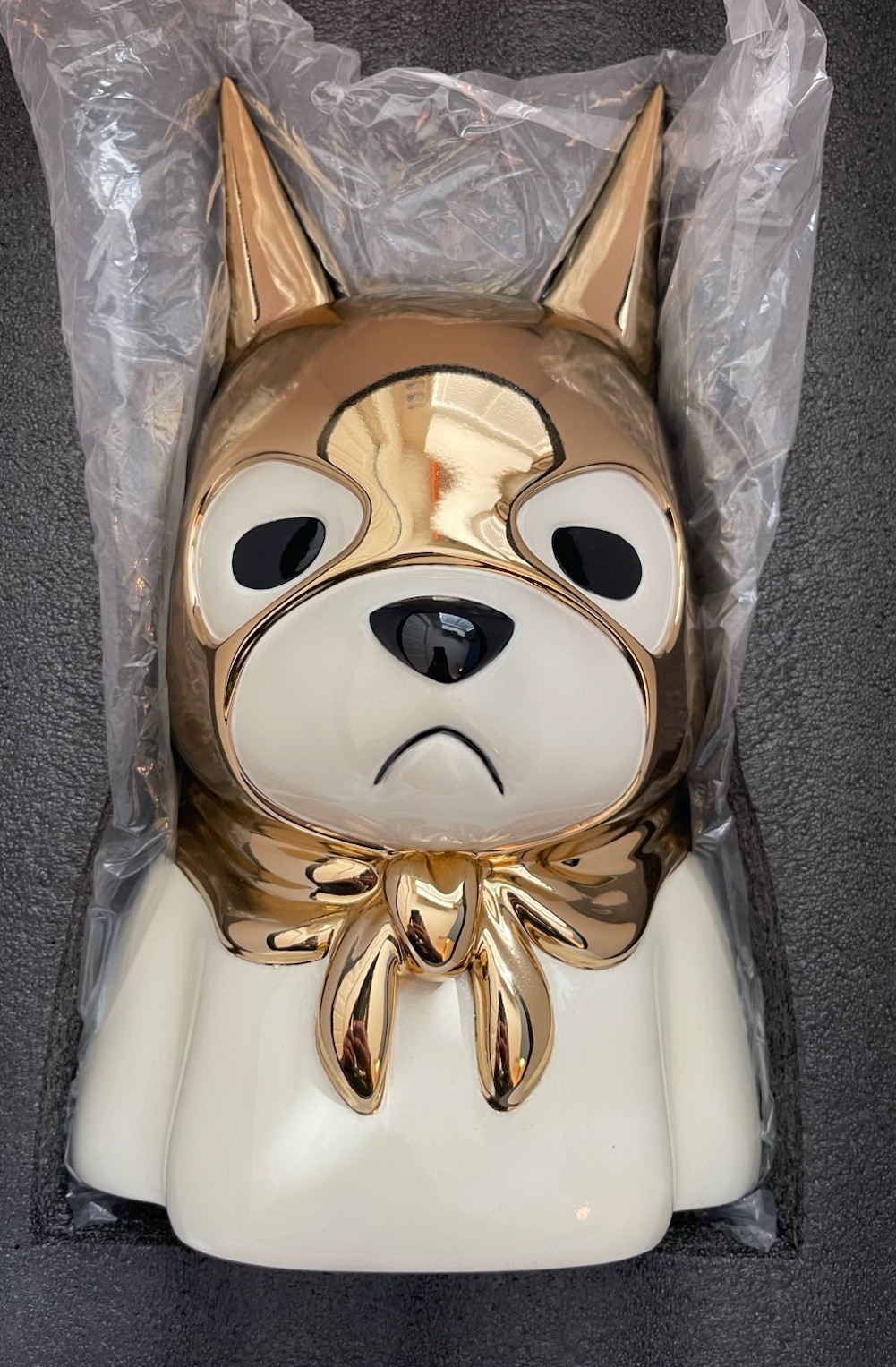 Luke Chueh x Mighty Jaxx Signed Bat Bear White & Gold Chrome 2016 LE 100 Rare