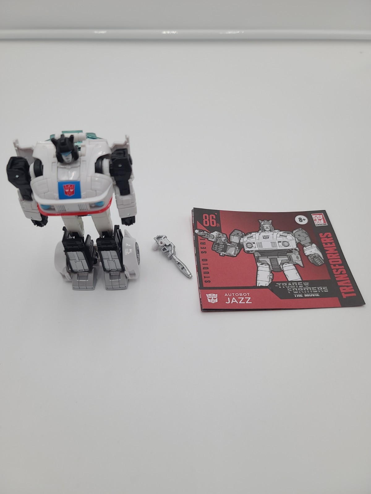 Transformers Studio Series Deluxe Class 86 The Movie Autobot Jazz Action Figure
