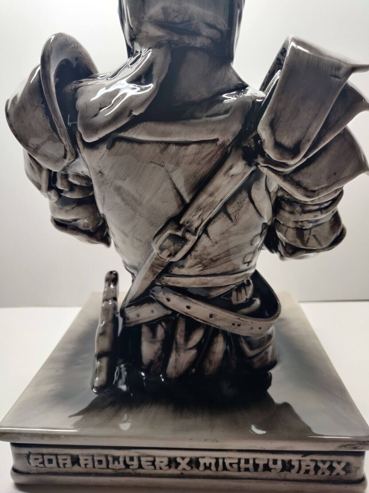 MIGHTY JAXX The Knight (HELL CHAMBER) BY ROB BOWYER Limited Statue IN STOCK