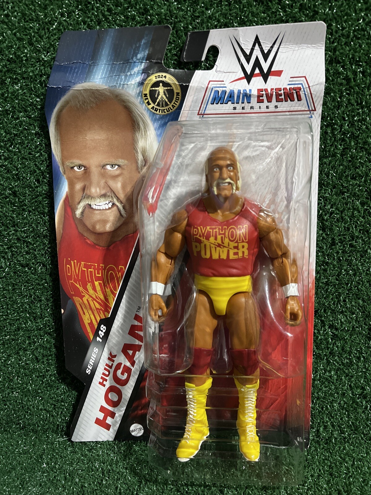 WWE Main Event 148 HULK HOGAN Python Power Shirt Wrestling Figure Card Damage