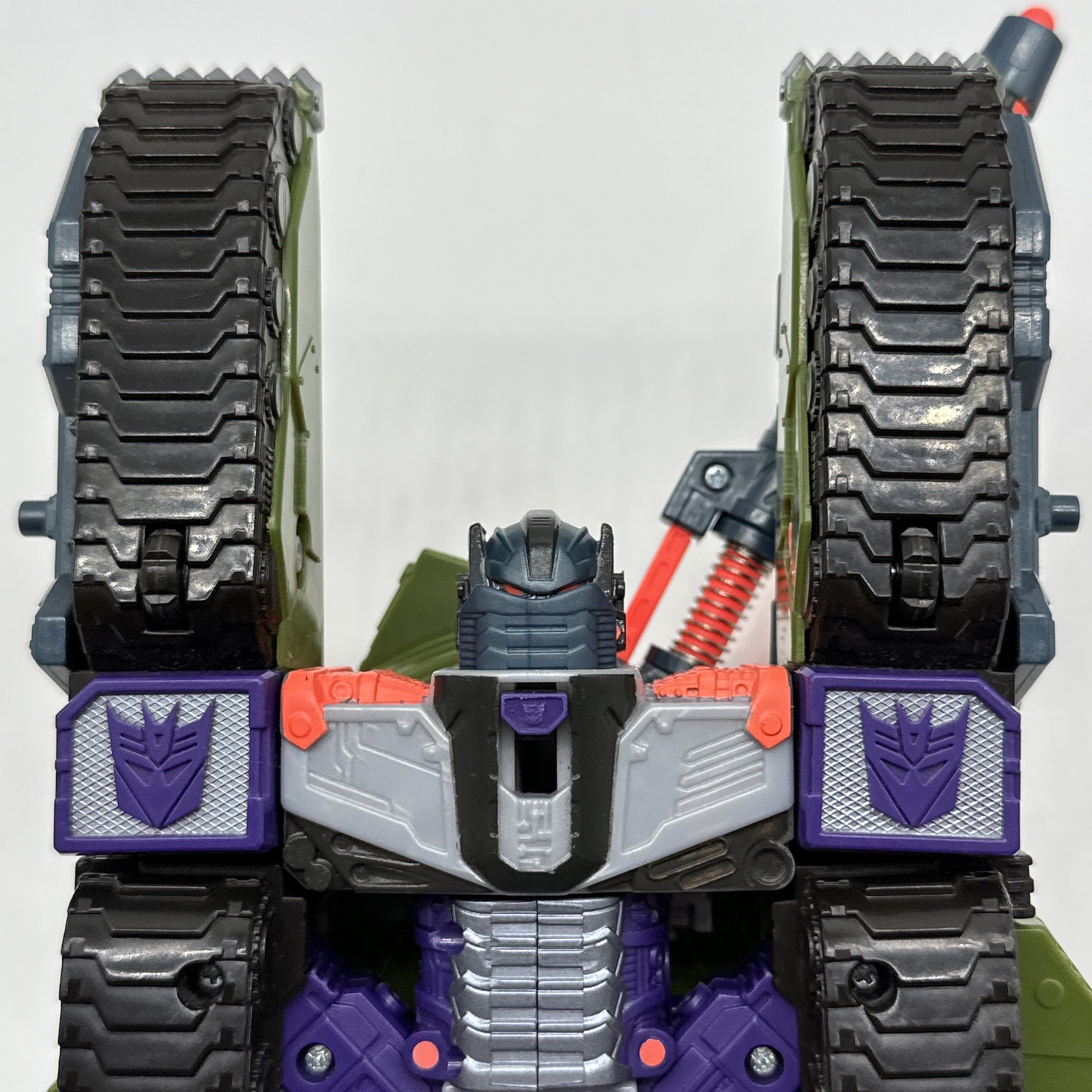 Takara Transformers Armada Megatron Tank with Leader-1 Mini-Con Action Figure