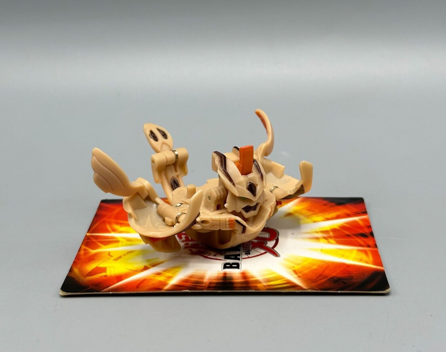 Bakugan Strikeflier 600G Tan Subterra Gundalian Invaders Battle Brawlers