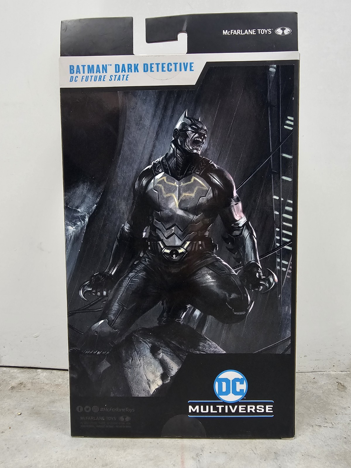 McFarlane DC Multiverse Gold Label Batman Dark Detective