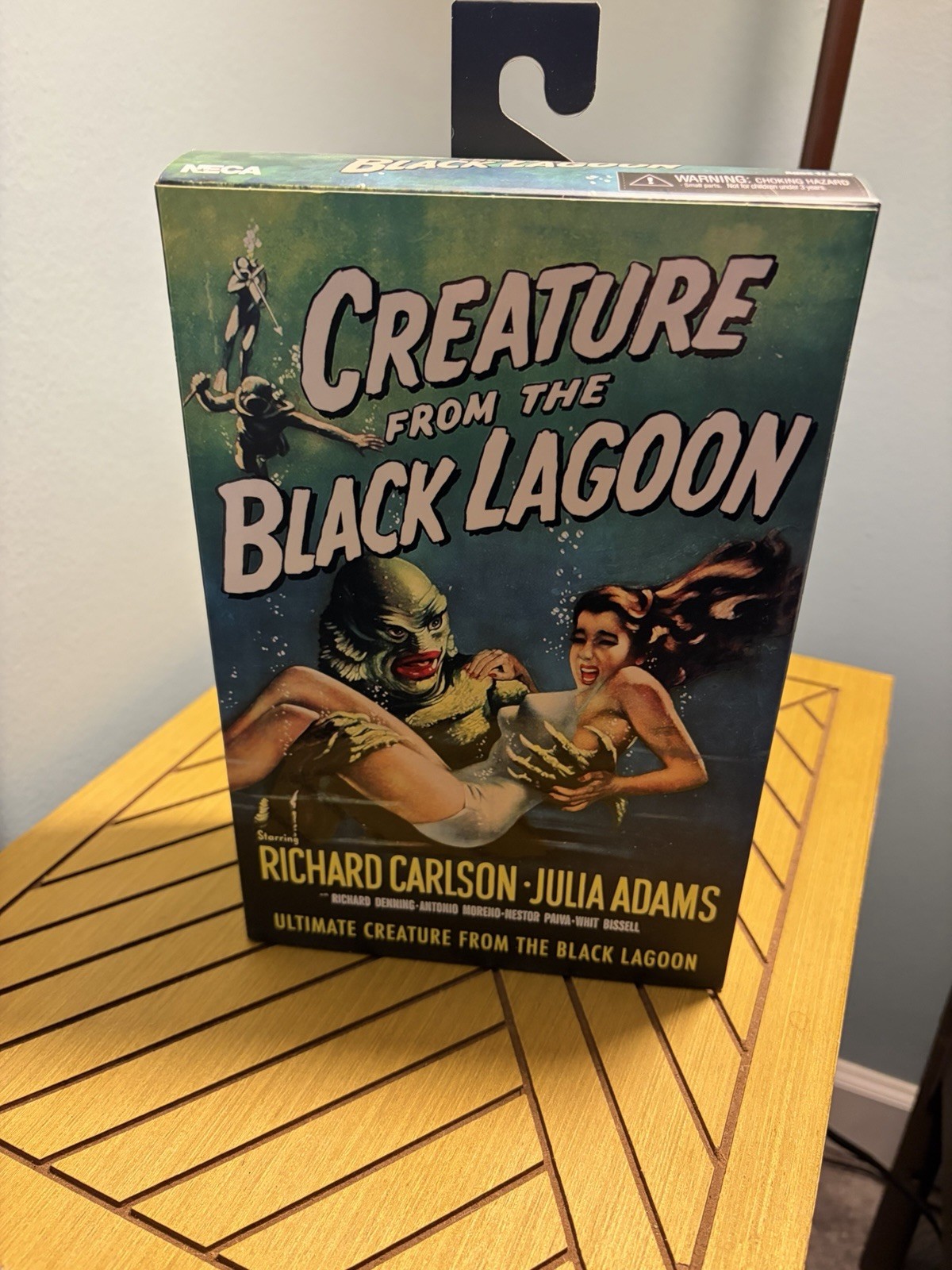 NECA 04822 Universal Monsters Creature from the Black Lagoon 7&Prime; Action Figure