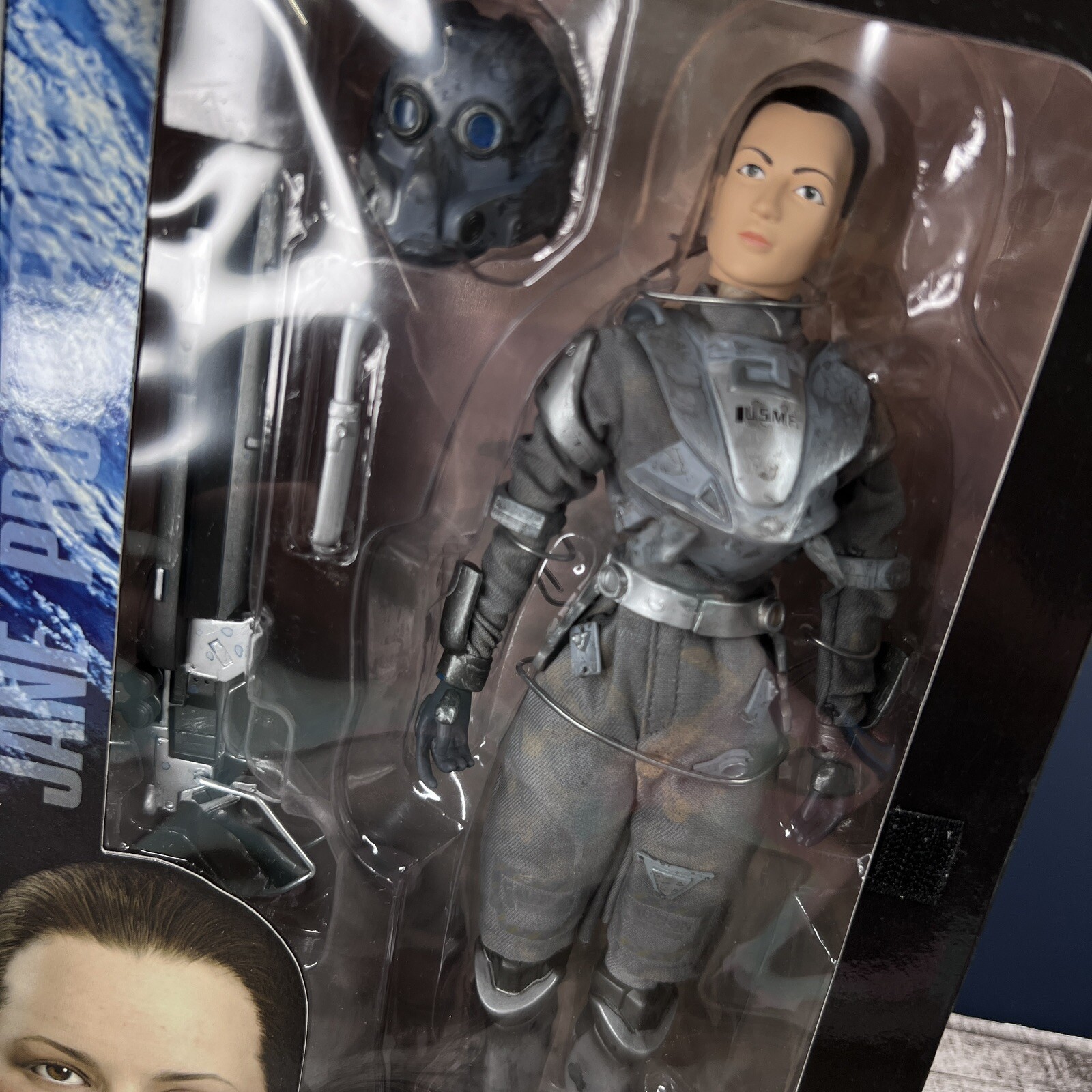 2001 Final Fantasy The Spirits Within Jane Proudfoot 12&Prime; Action Figure Palisades