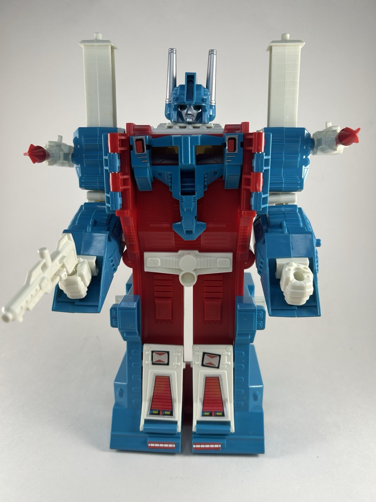 Original Transformers G1 1986 Ultra Magnus Vintage Hasbro Takara Near Complete