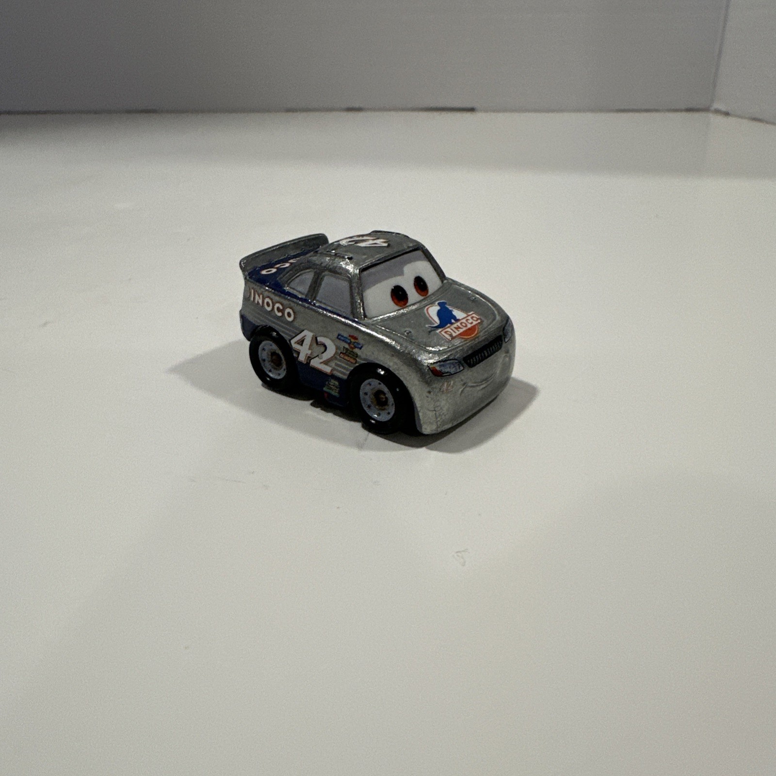 Mattel FBG82 SILVER CAL WEATHERS #54 Disney Pixar Cars 3 Mini Racer Diecast