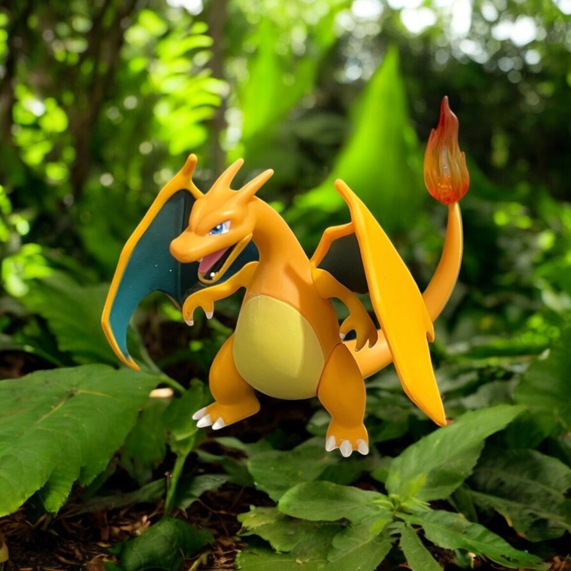 Charizard Collectible Display Diorama Figure