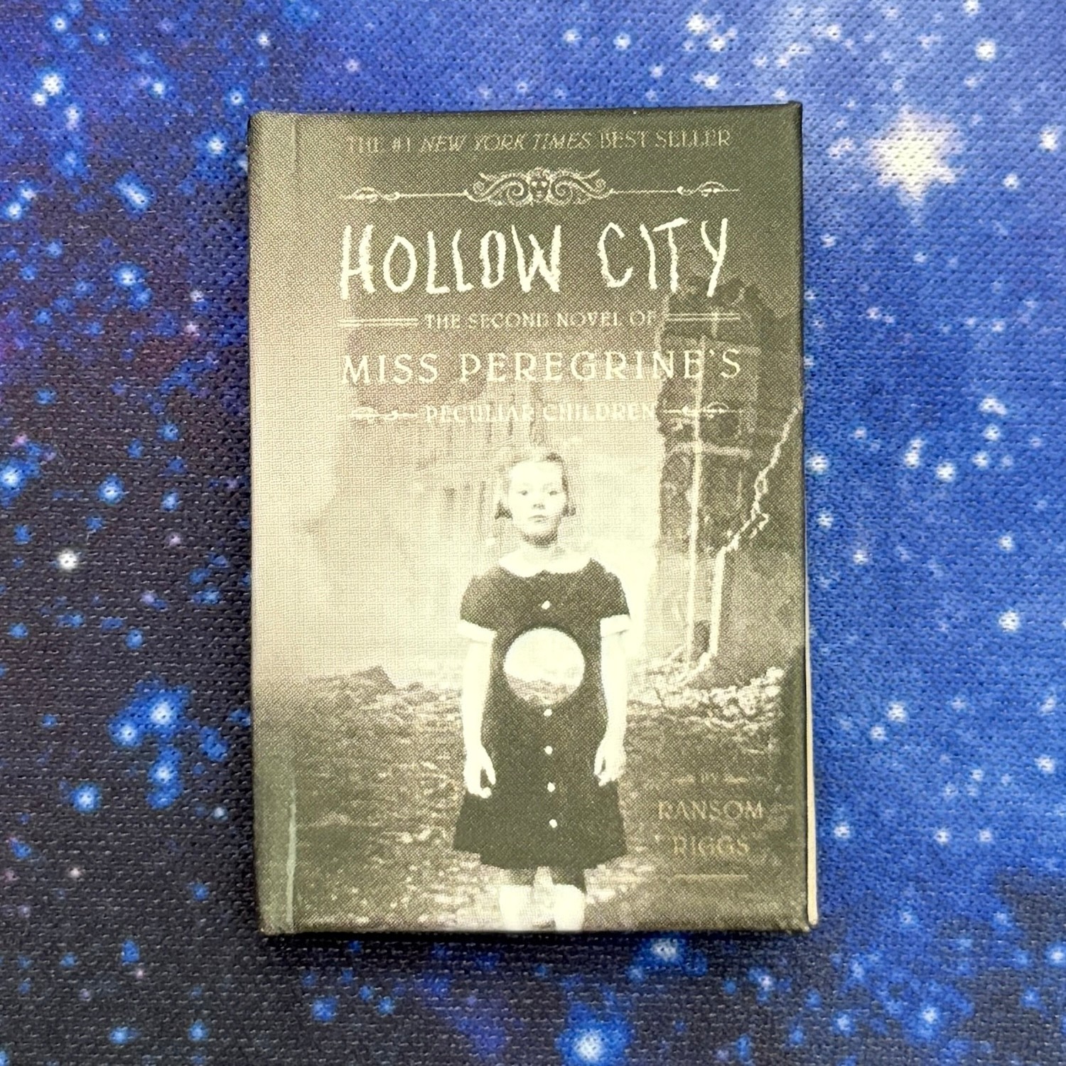 Mini Brands Book Series 1 – Hollow City: Miss Peregrine&rsquo;s Peculiar Children