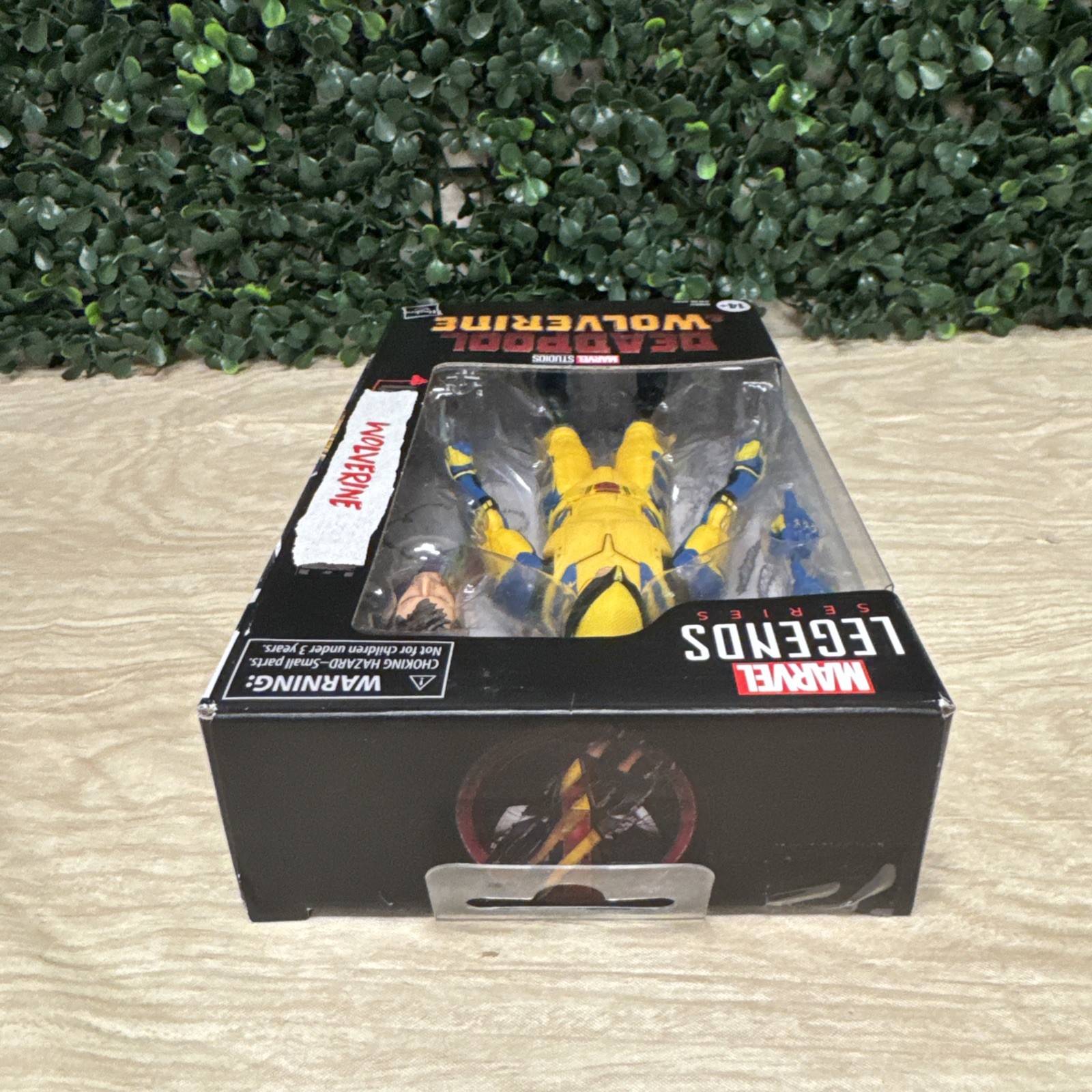 Deadpool & Wolverine Marvel Legends Wolverine (Hugh Jackman) Action Figure