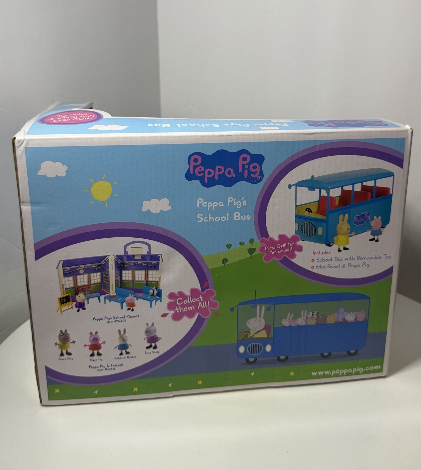 Peppa Pig&rsquo;s School Bus Play Set Removable Roof & Music & 2 Figures Brand New