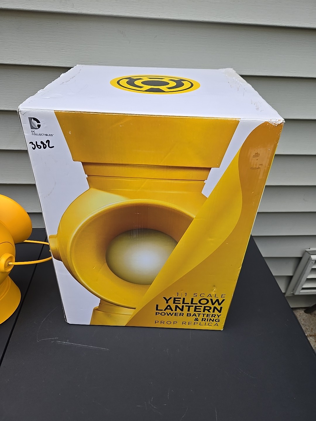 DC Gallery Yellow Lantern Power Battery DC Collectibles