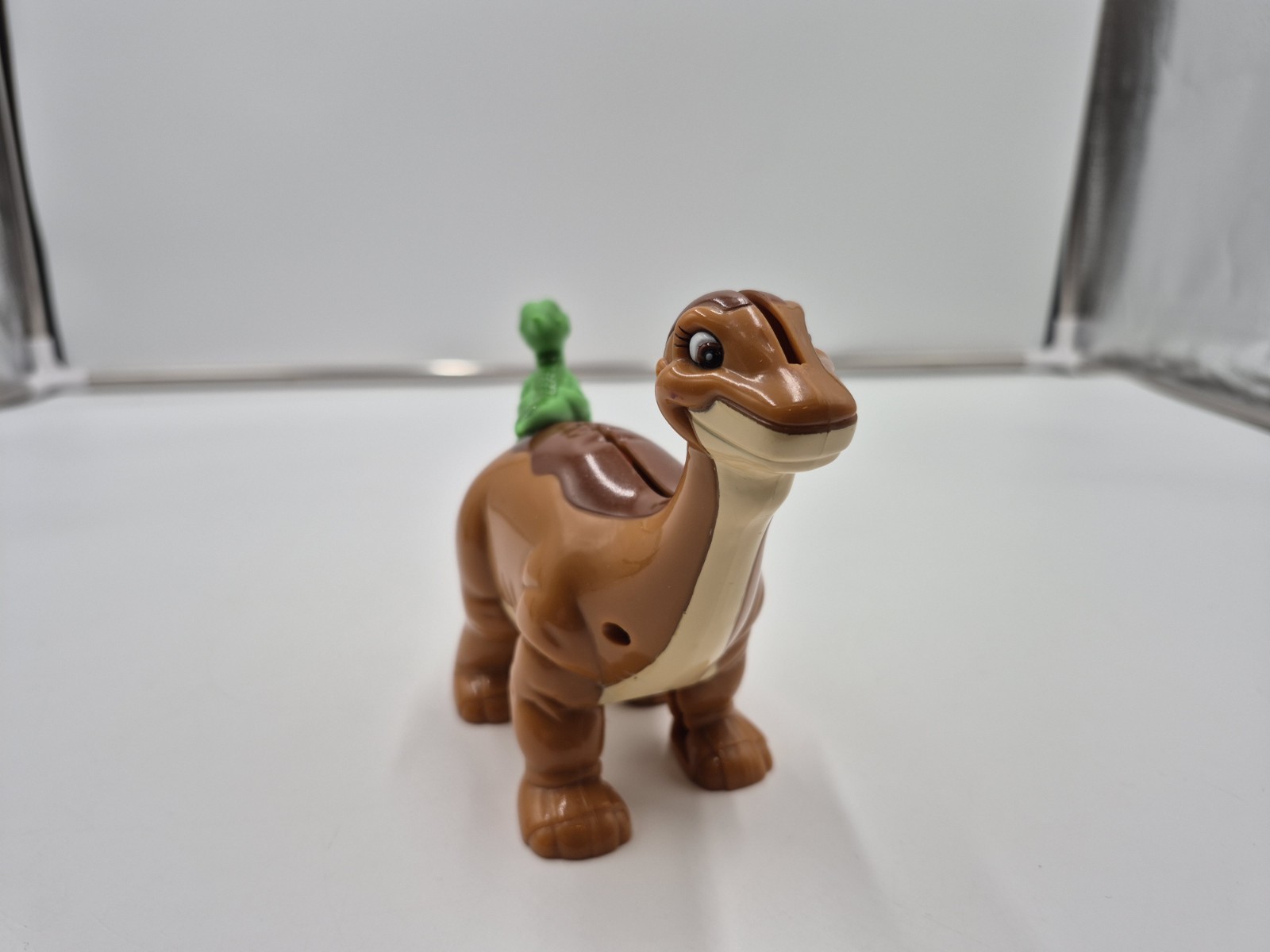 Universal Studios Land Before Time LittleFoot Ducky Piggy Coin Bank Toy VTG