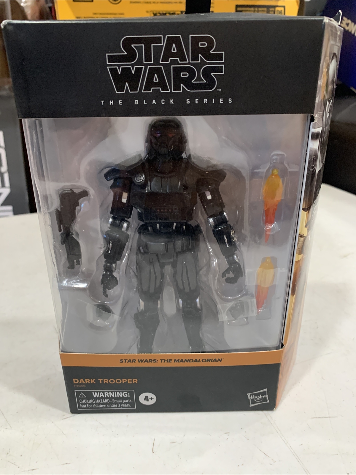 Star Wars Black Series 6&Prime; Dark Trooper Deluxe (The Mandalorian)