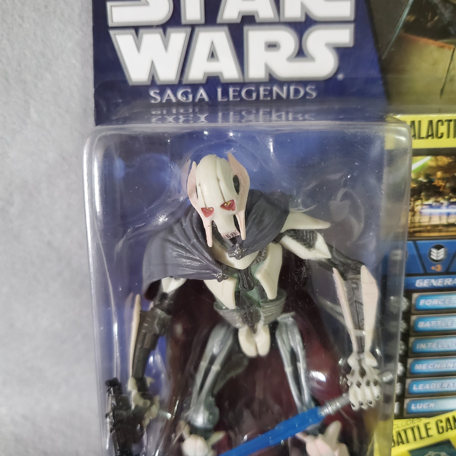 Star Wars Saga Legends General Grievous Figure Secret Weapons & Battle Card 2010