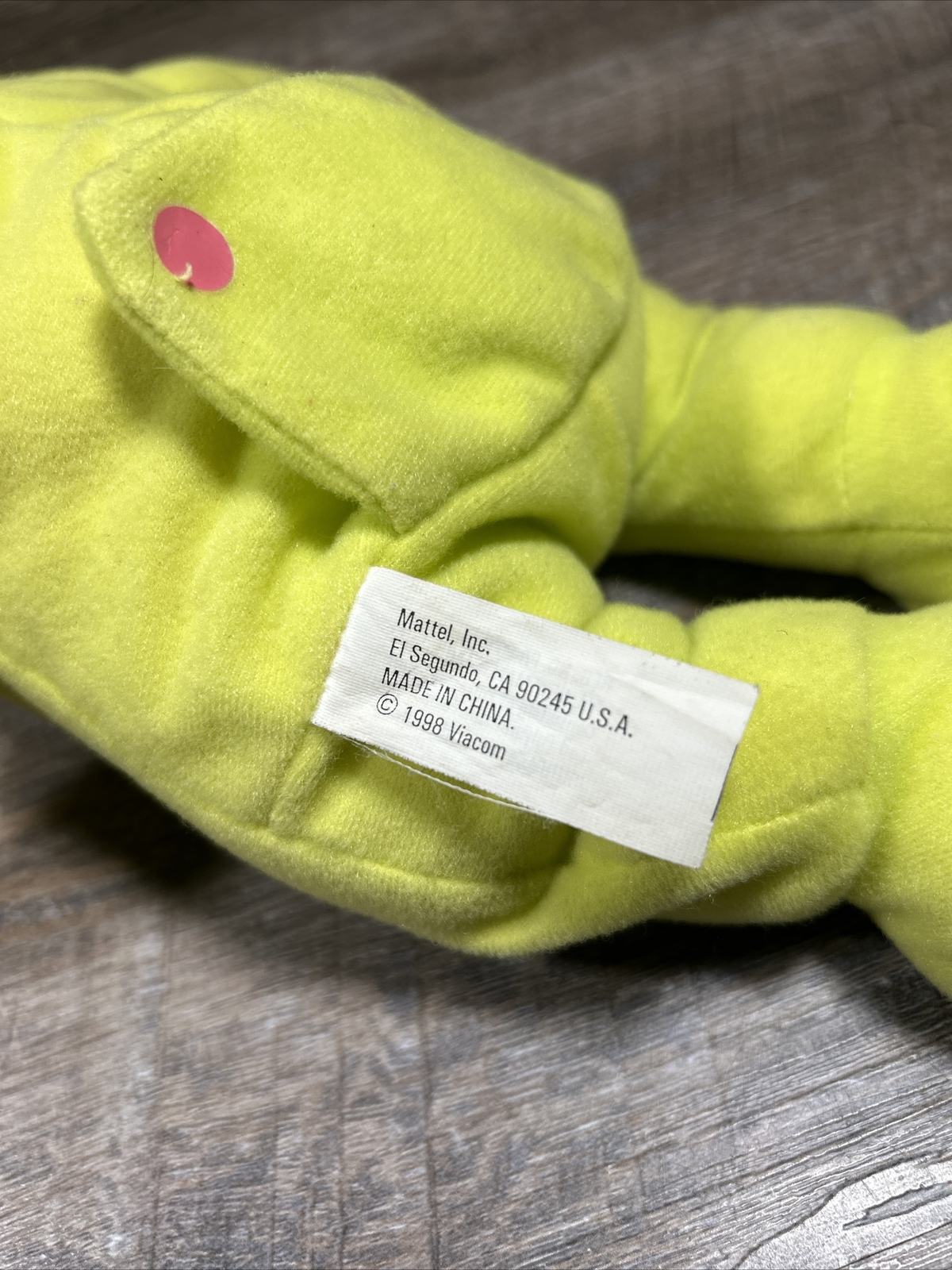Vintage 1998 Mattel Rugrats Crying Dil Pickles Green Pajamas Plush Plastic Doll