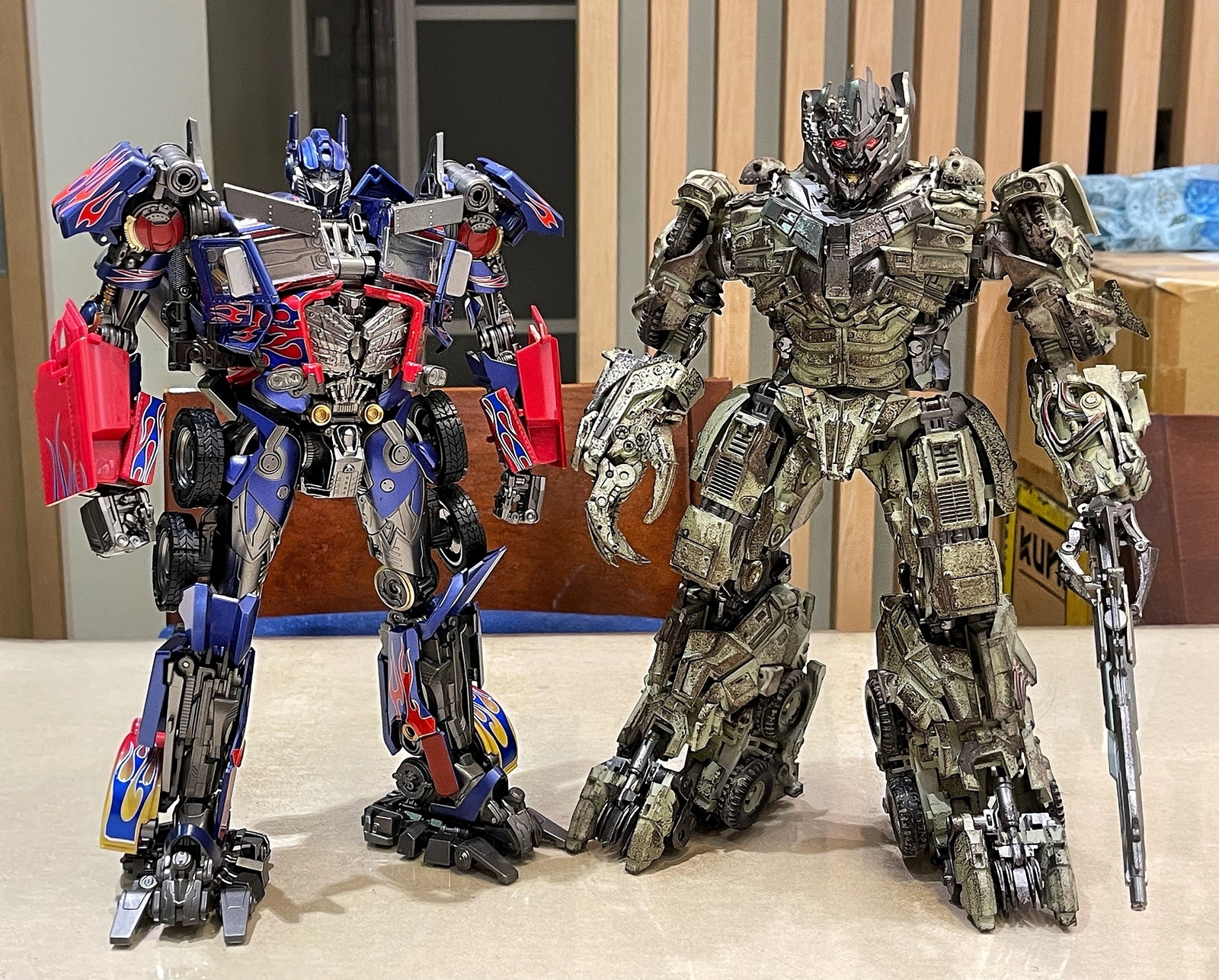 Unique Toys R-05 Desperado MegaBattle Damaged Version Figure Toy In STOCK