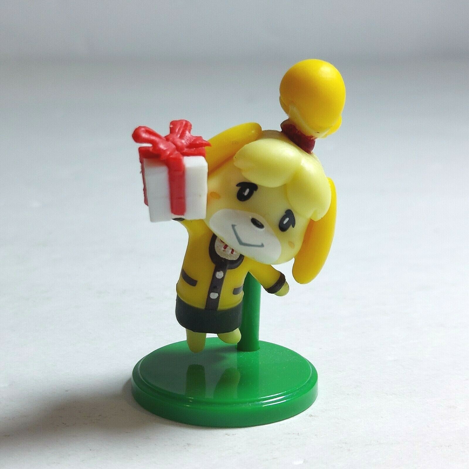 Animal Crossing New Horizons 1.5&Prime; Isabelle Choco Egg Figure #1 Gashapon Furuta
