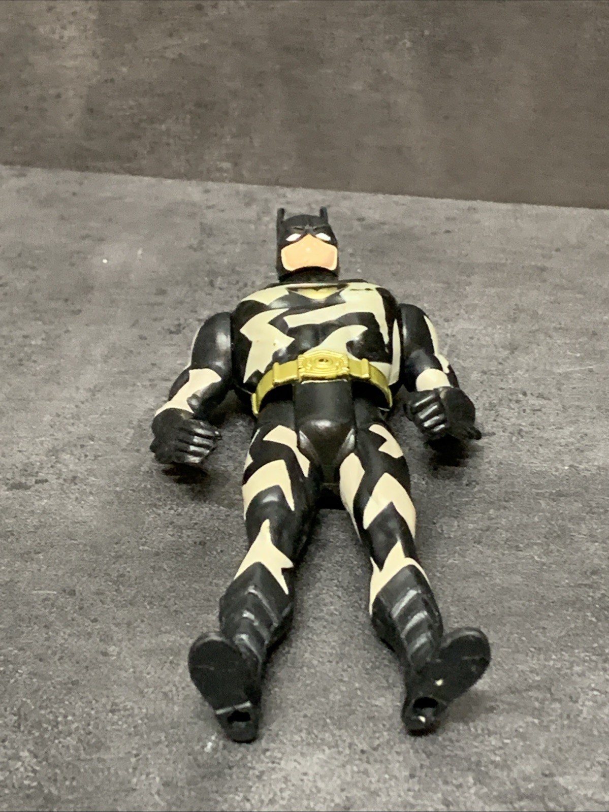 Air Attack BATMAN 1990 Batman Returns 4.5 in Kenner Action Figure DC Comics READ