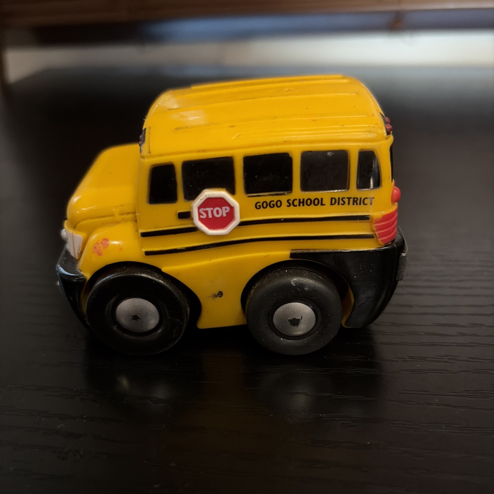 Kid Galaxy School Bus. Short Bus, Public Transportation. Pull Back Collectible