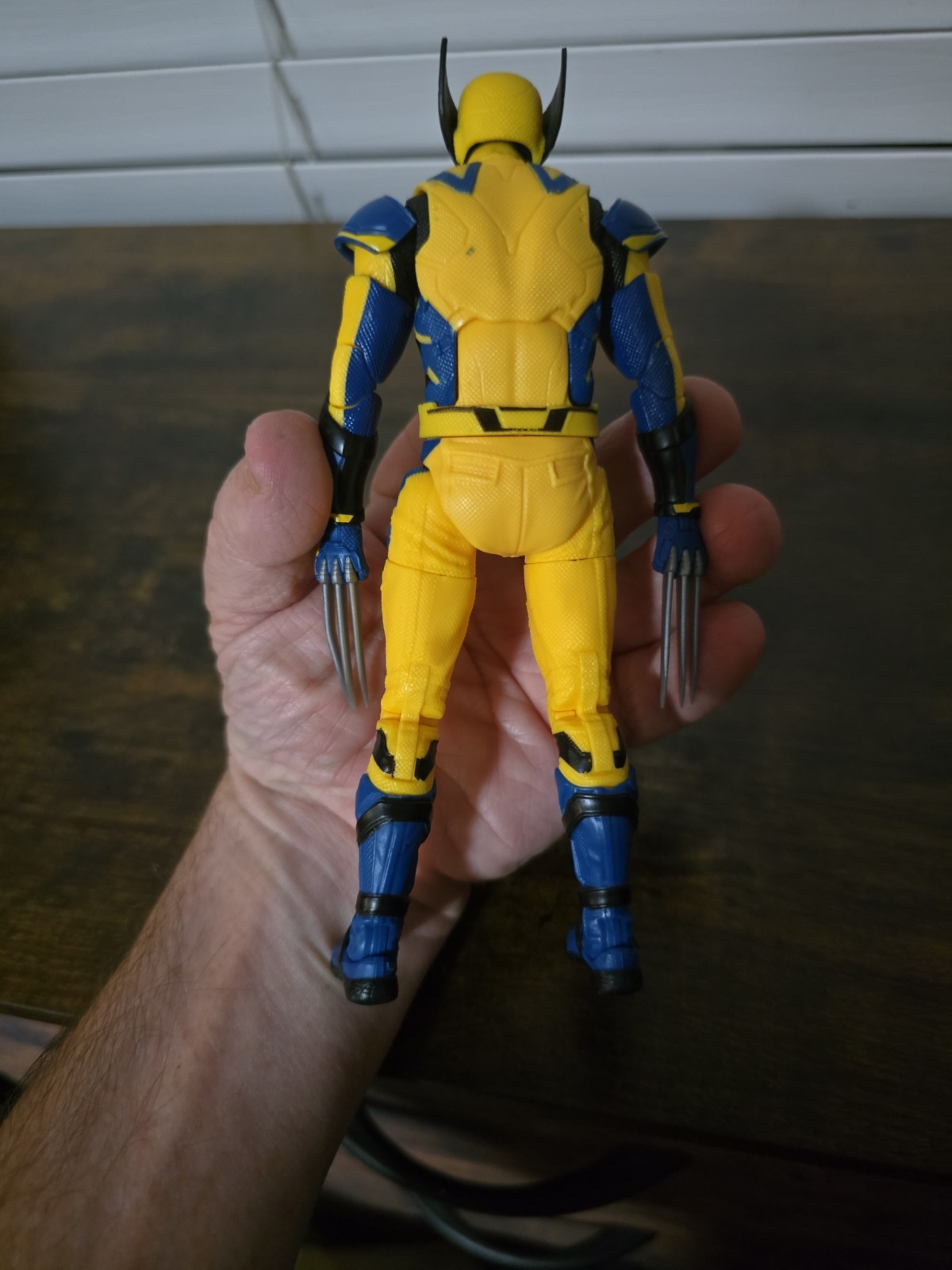 Marvel Legends Series Wolverine, Deadpool & Wolverine Collectible 6”