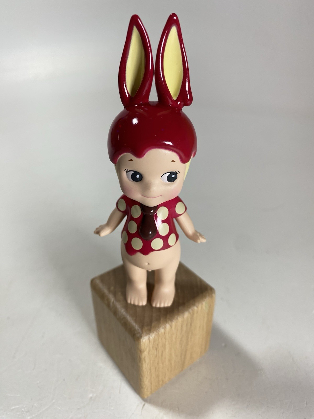 Sonny Angel Valentine&rsquo;s Day Series 2020 Chocolate Rabbit Mini Figure Rare