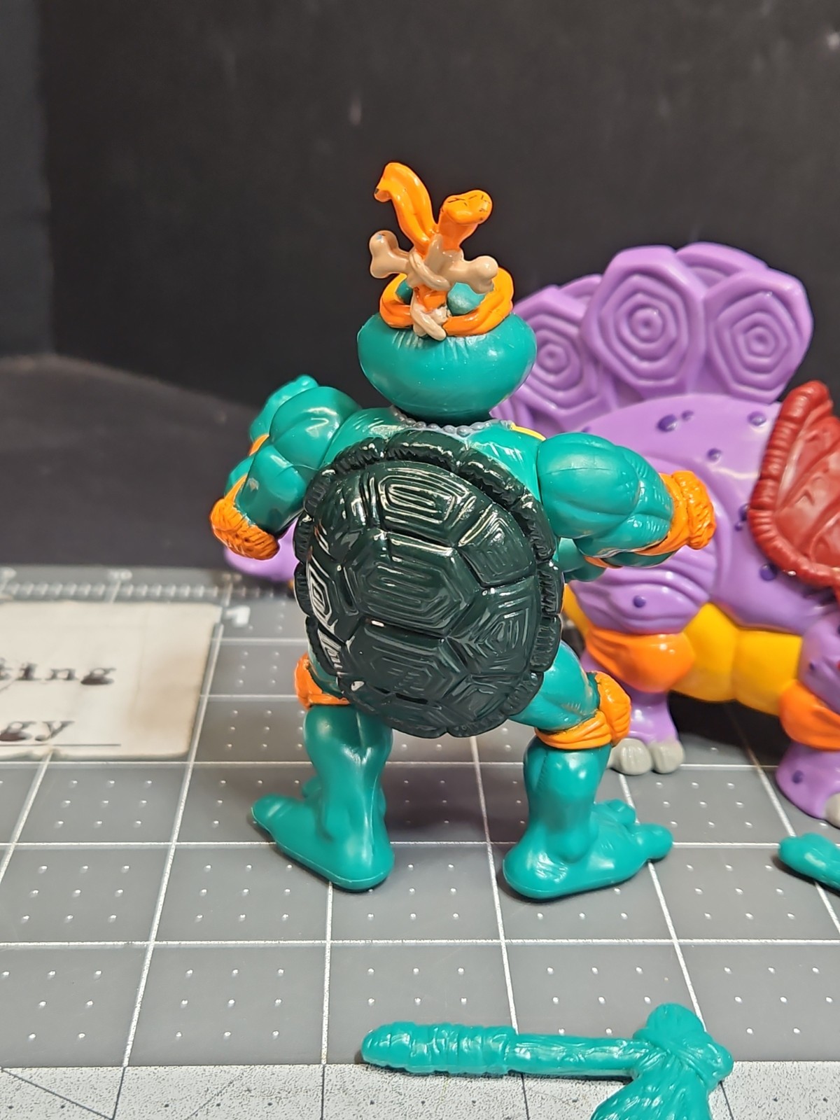 TMNT Ninja Turtles Cave Turtle Mike & Silly Stegosaurus 1993 Near Complete GUC