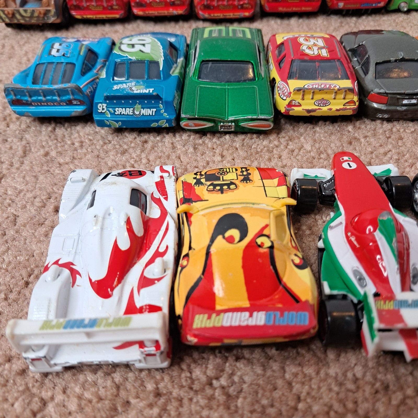 Lot Of 18 Disney&rsquo;s Pixar Cars Die-Cast Racing Toys Mattel Mini Figures