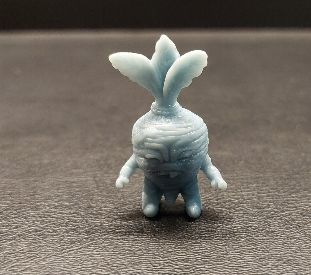 O.M.F.G. OMFG OTMFG October Toys Mini Figure – Baby Deadbeet Winter Blues Blue