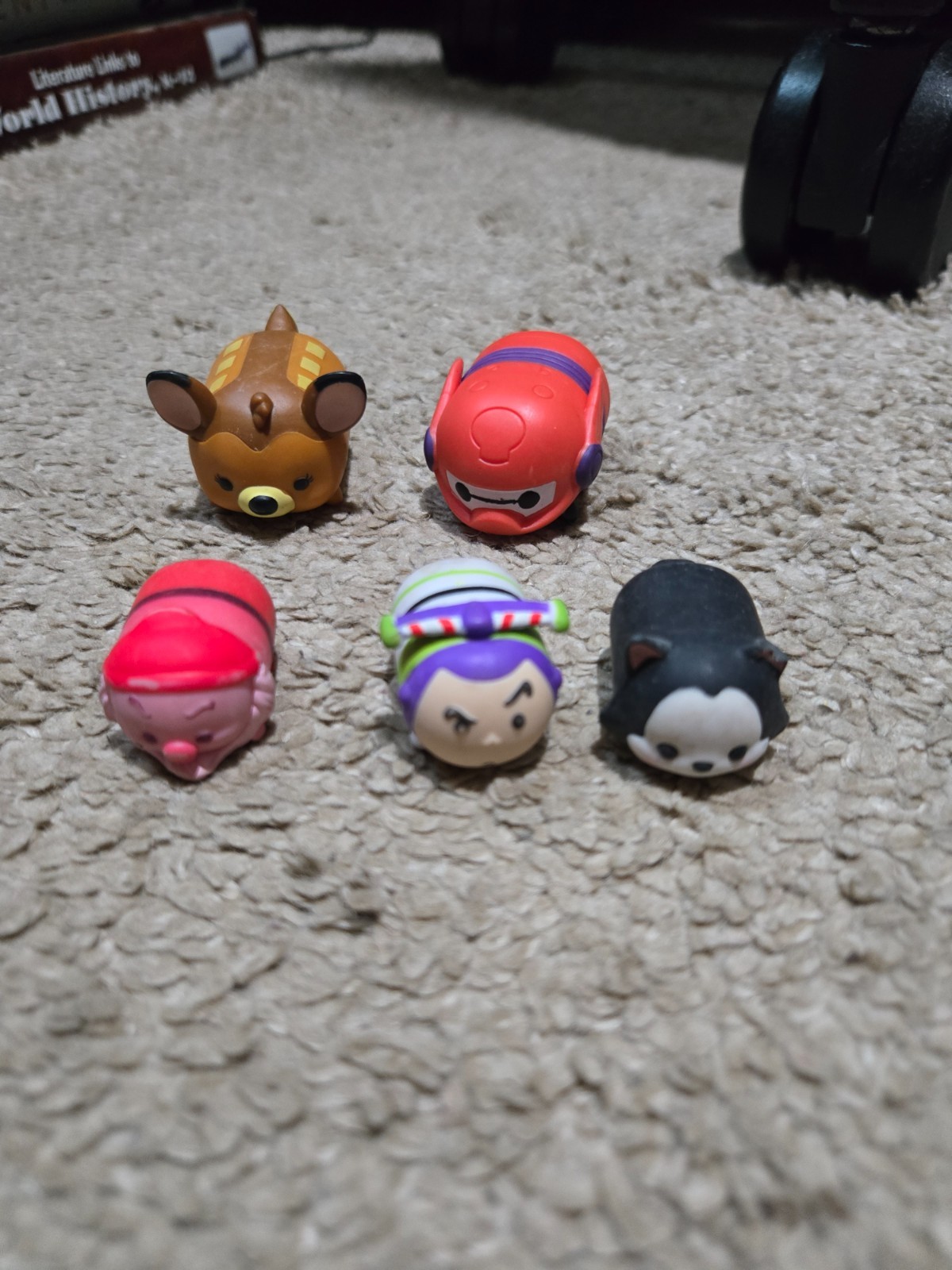 Disney Tsum Tsum Vinyl Figures Lot of 5 – Small
