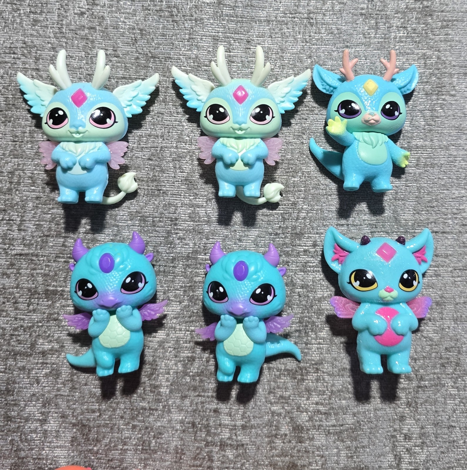 Lot of 25 – Magic Mixies Mixlings Magique Figures Moose Kids Toys Mini Figures