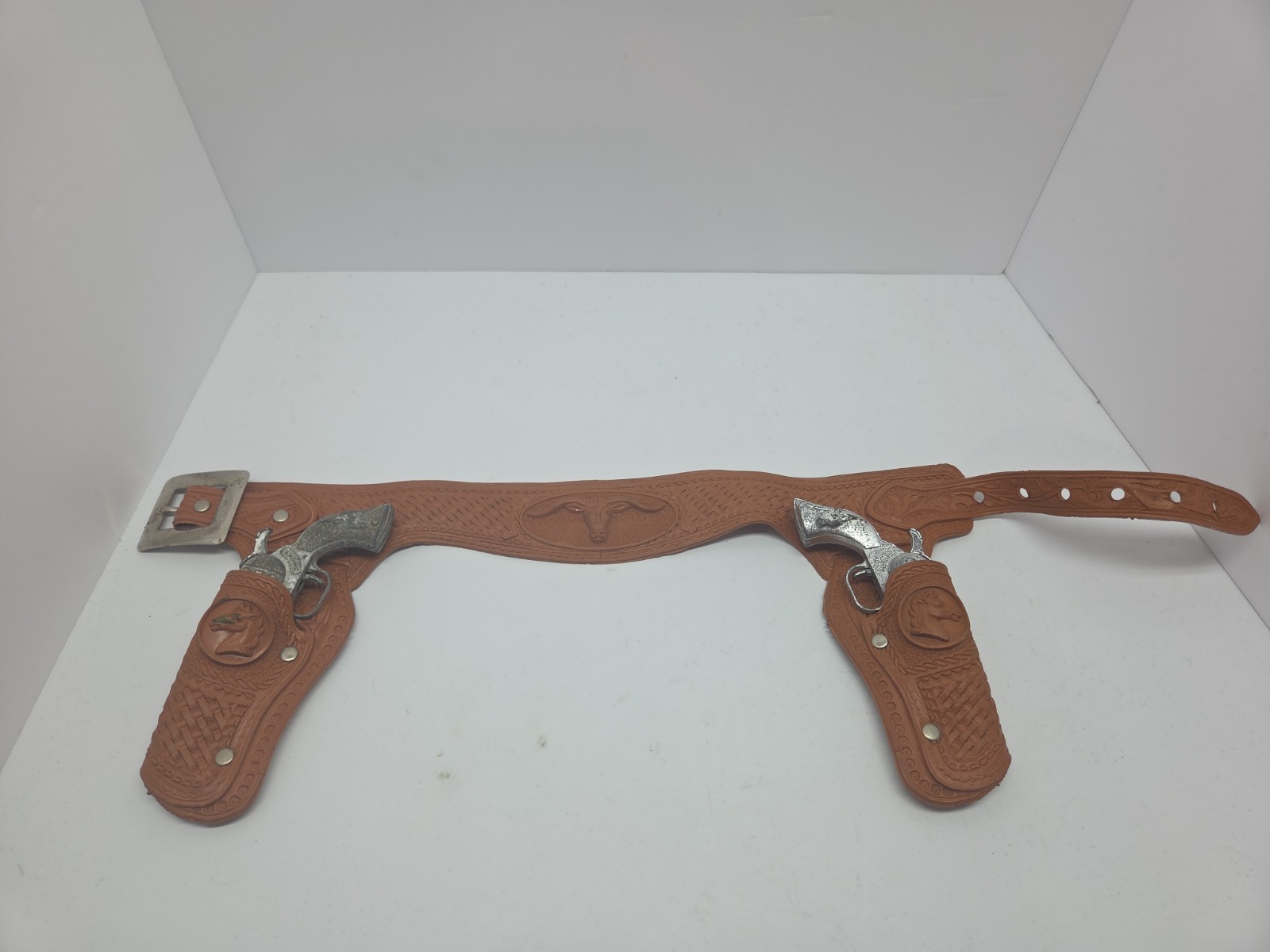 1950’s Kids Metal “Smokey” Toy Cap Guns With Holster Pistol 5.5&Prime; vintage
