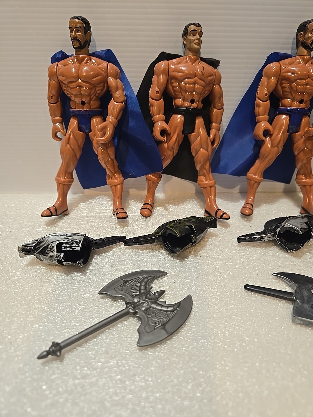 6 Gladiator Warrior Figures & Accessories