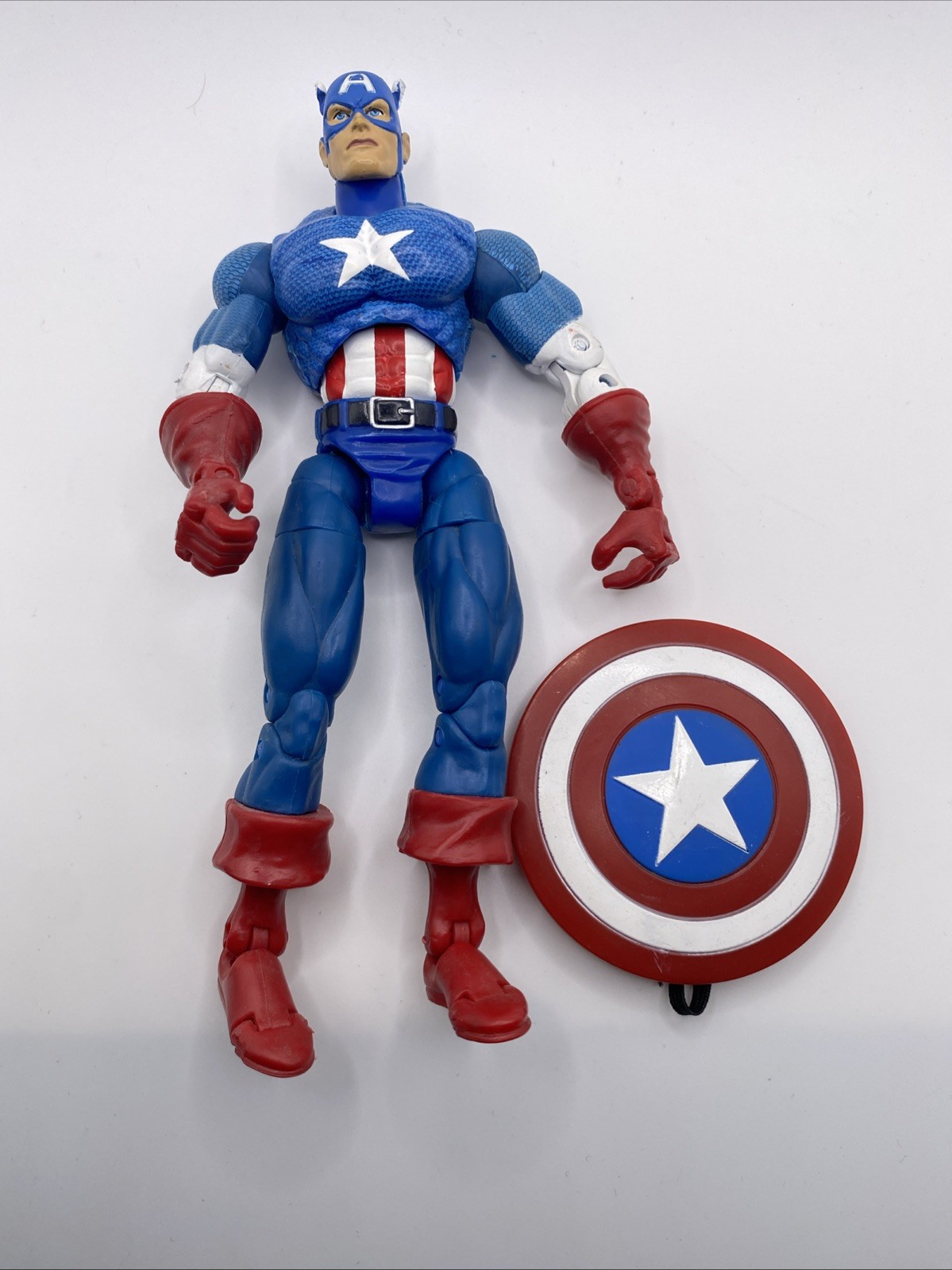ToyBiz Marvel Legends Series 1 Captain America 6&Prime; Action Figure 2002