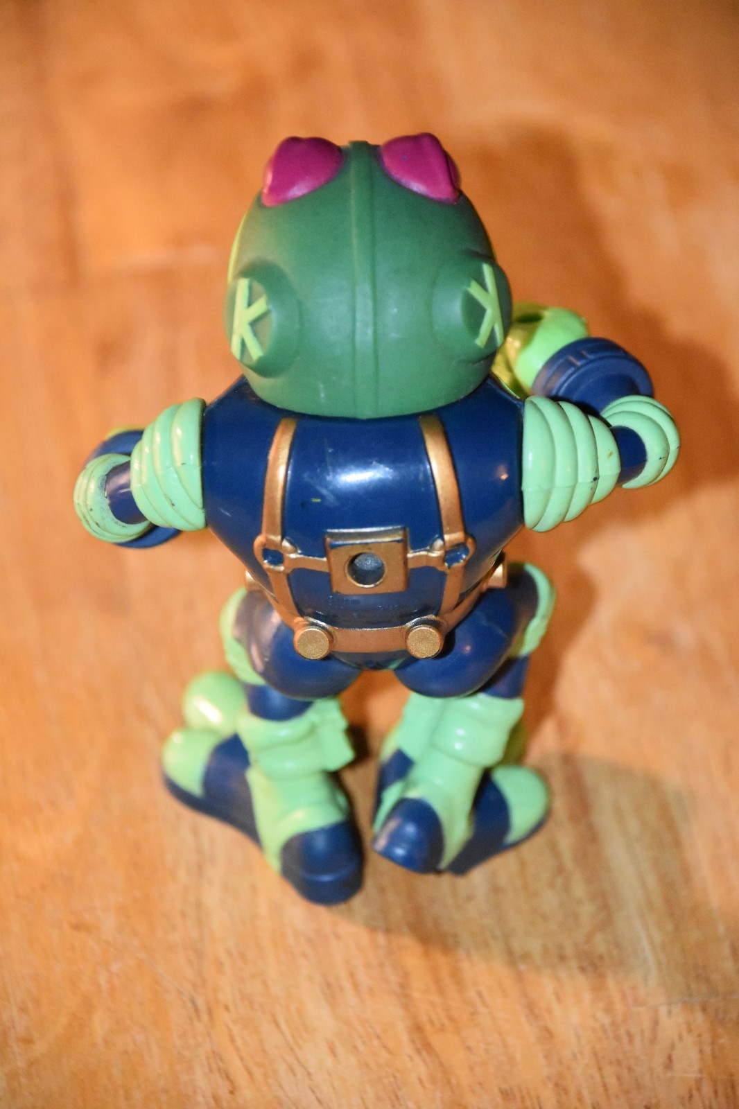 Bucky O’Hare Storm Toad Trooper Action Figure Hasbro 1990