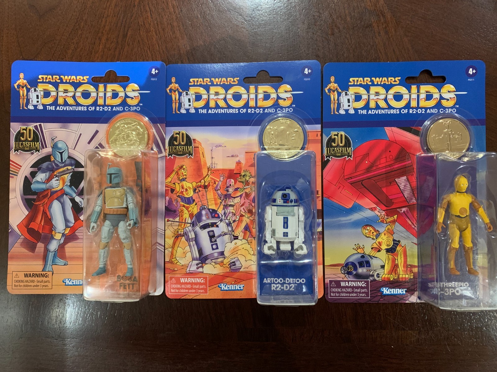 2021 STAR WARS DROIDS « THE ADVENTURES OF R2-D2,C-3PO AND BOBA FETT” NEW ON CARDS