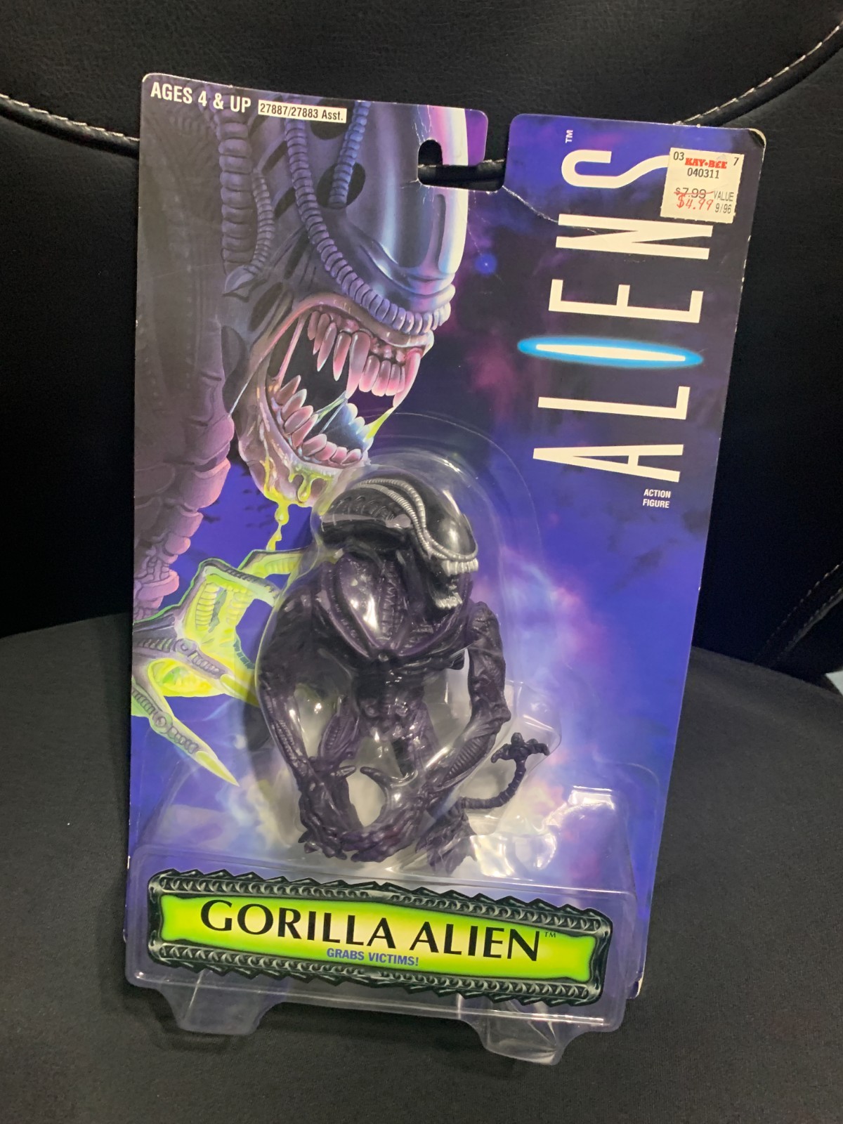 ALIENS: 1996 GORILLA ALIEN ACTION FIGURE 5 inch