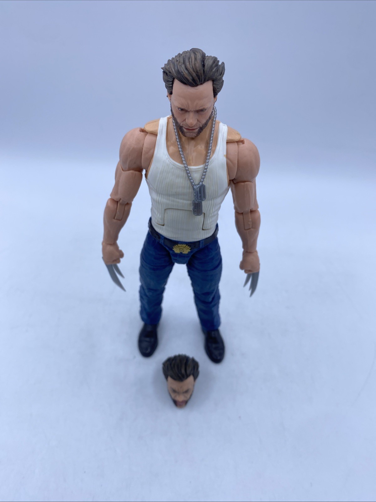 Marvel Legends Amazon Exclusive Wolverine Movie Hugh Jackman -READ (B)