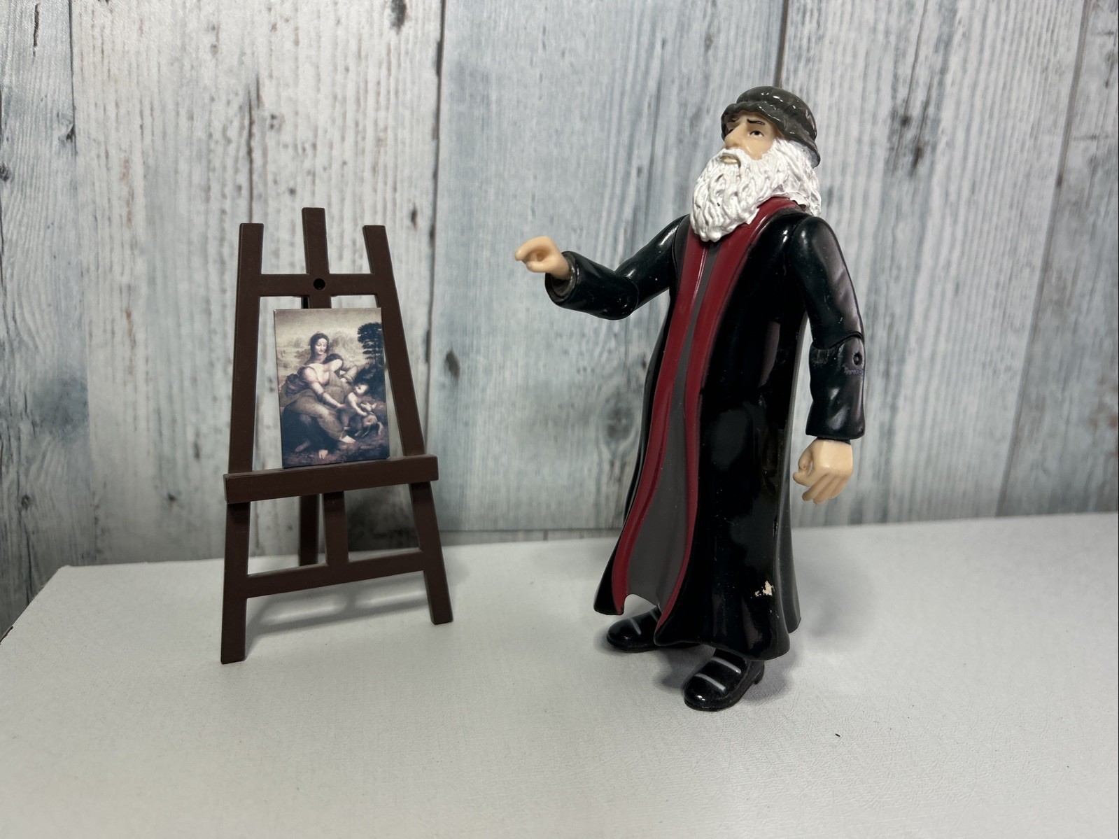 Leonardo Da Vinci Action Figure by Accoutrements 2005. As Pictured *incomplete