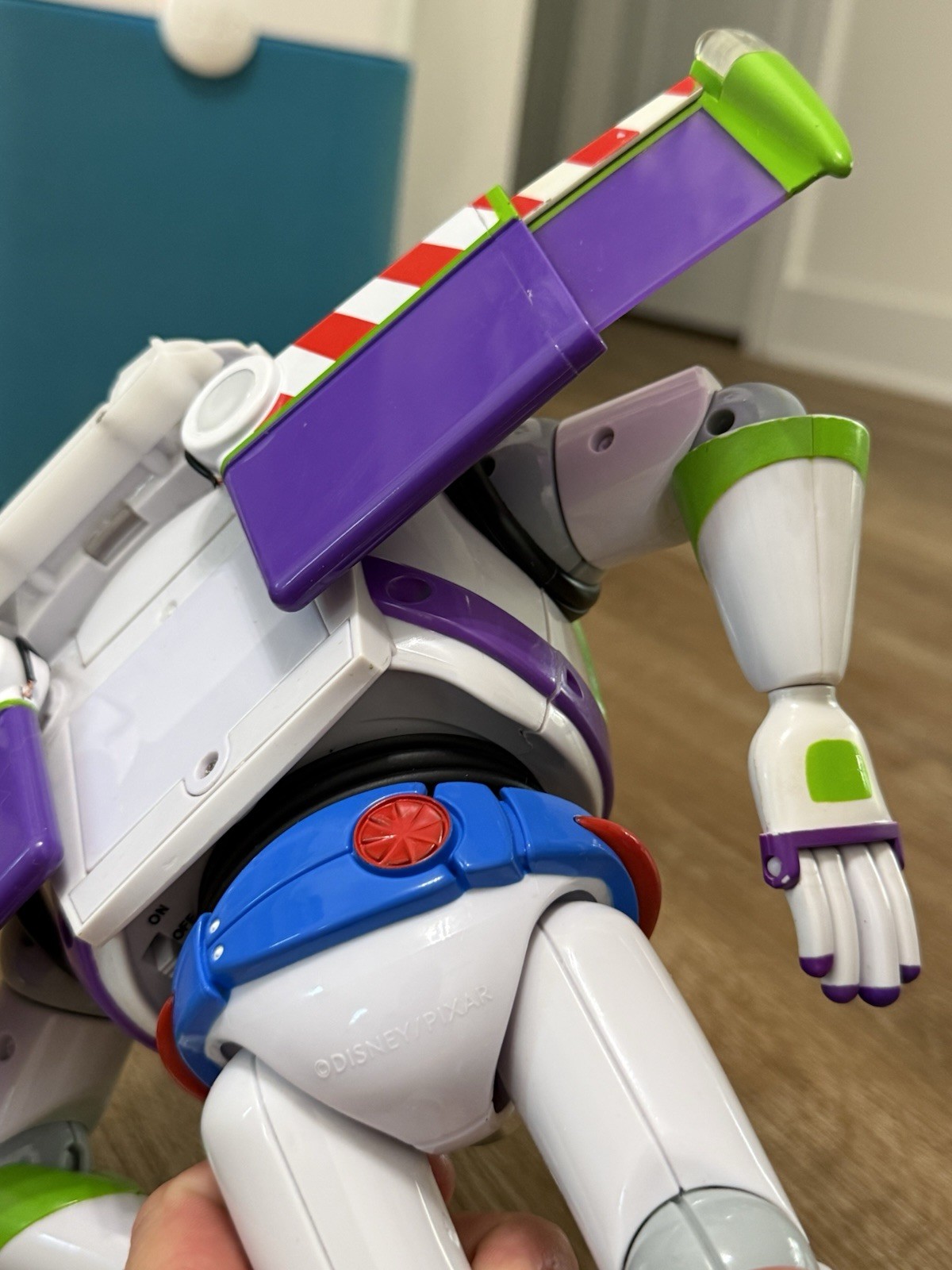 RARE Thinkway Toys Talking Buzz Lightyear with Utility Belt Toys R Us Signature