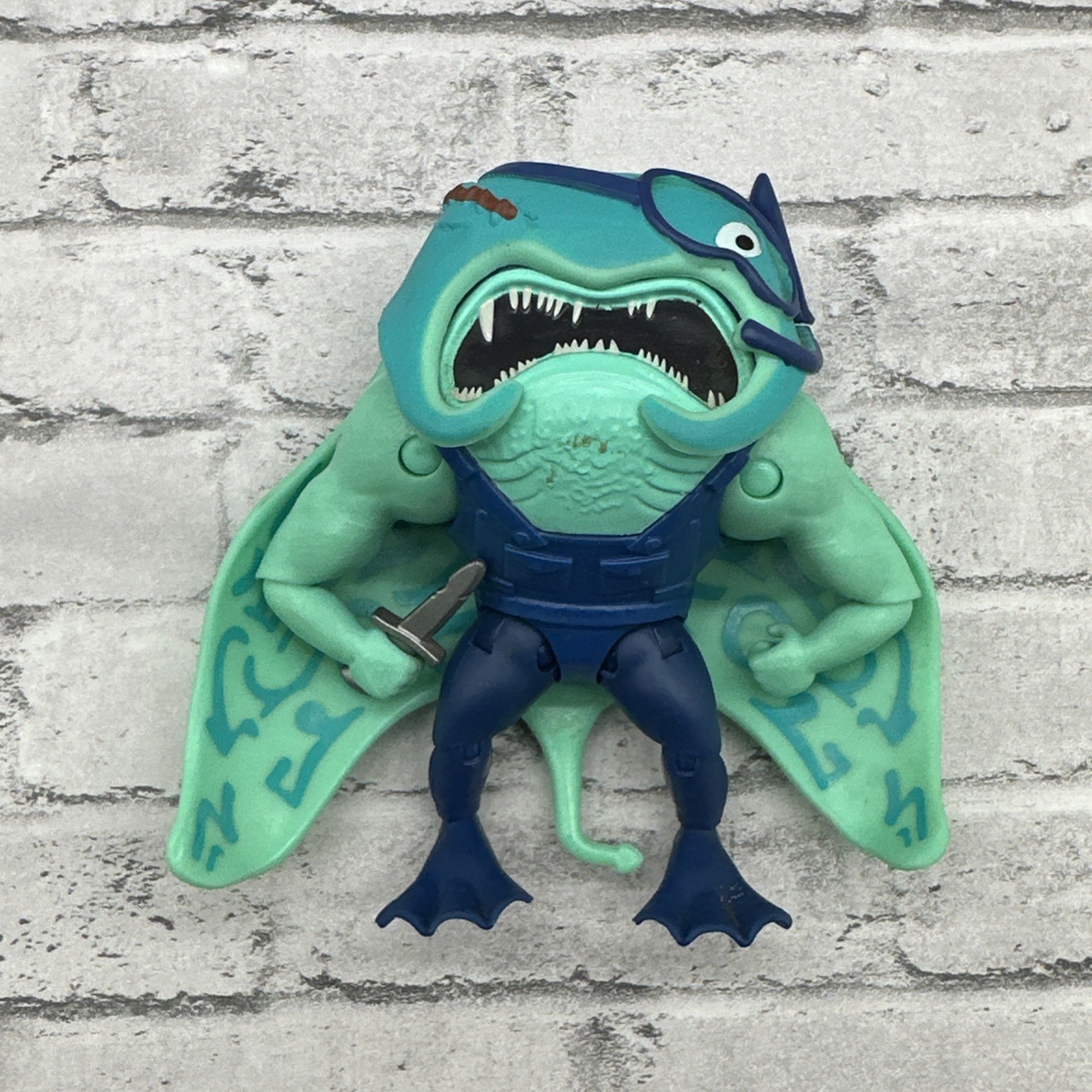 NEW 2024 Teenage Mutant Ninja Turtles Mutant Mayhem Ray Fillet The Man Ray