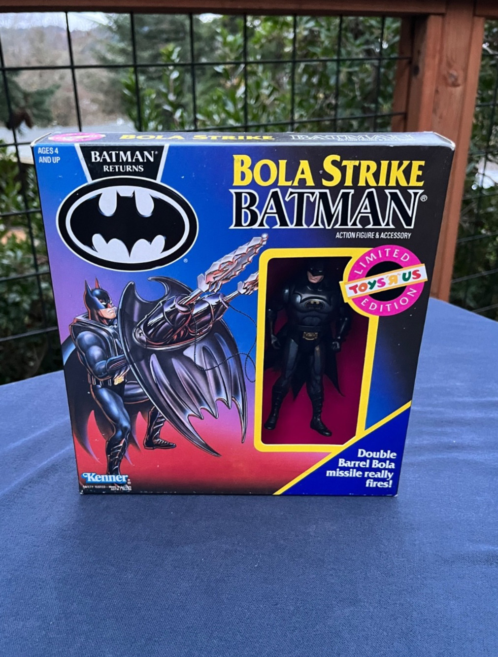 Bola Strike Batman Vintage Kenner Batman Returns 1992 SEALED – MIB – NEW