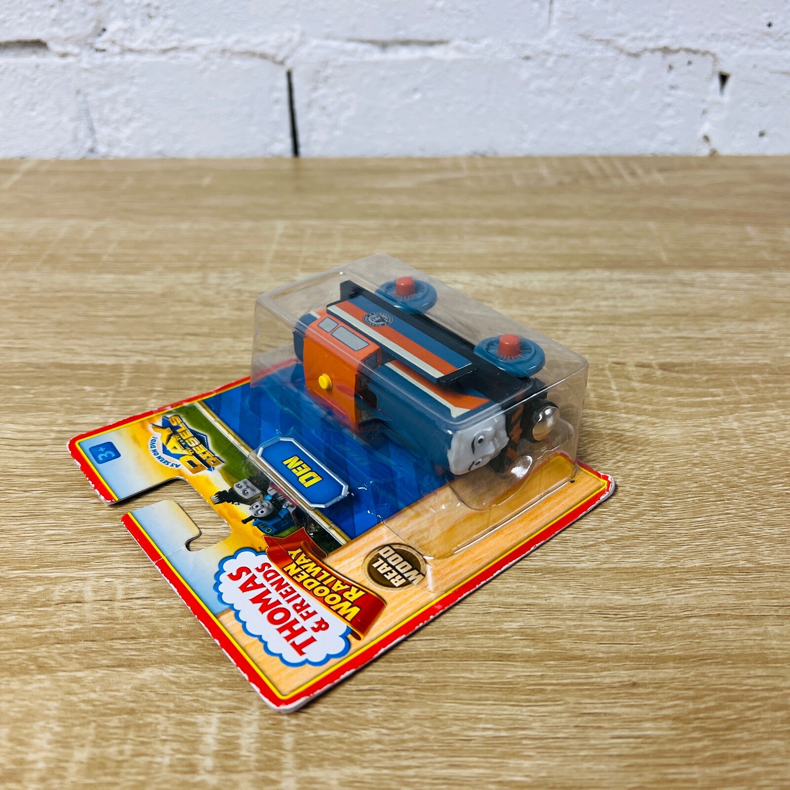 Den Day of the Diesels – Thomas the Tank Engine & Friends Wooden Railway Trains